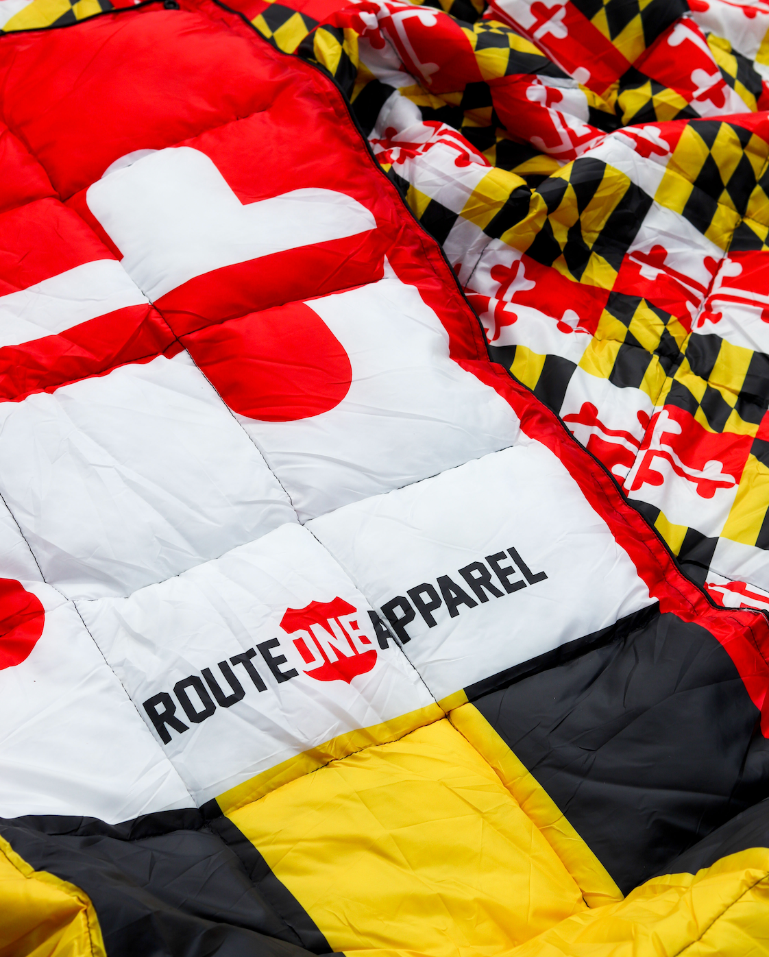 Maryland Flag / Packable Blanket - Route One Apparel