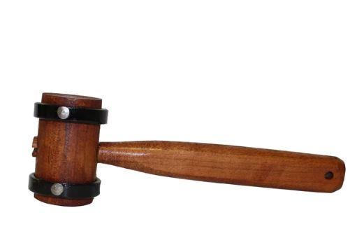 10 Gifts For Your Guy This Valentine's Day