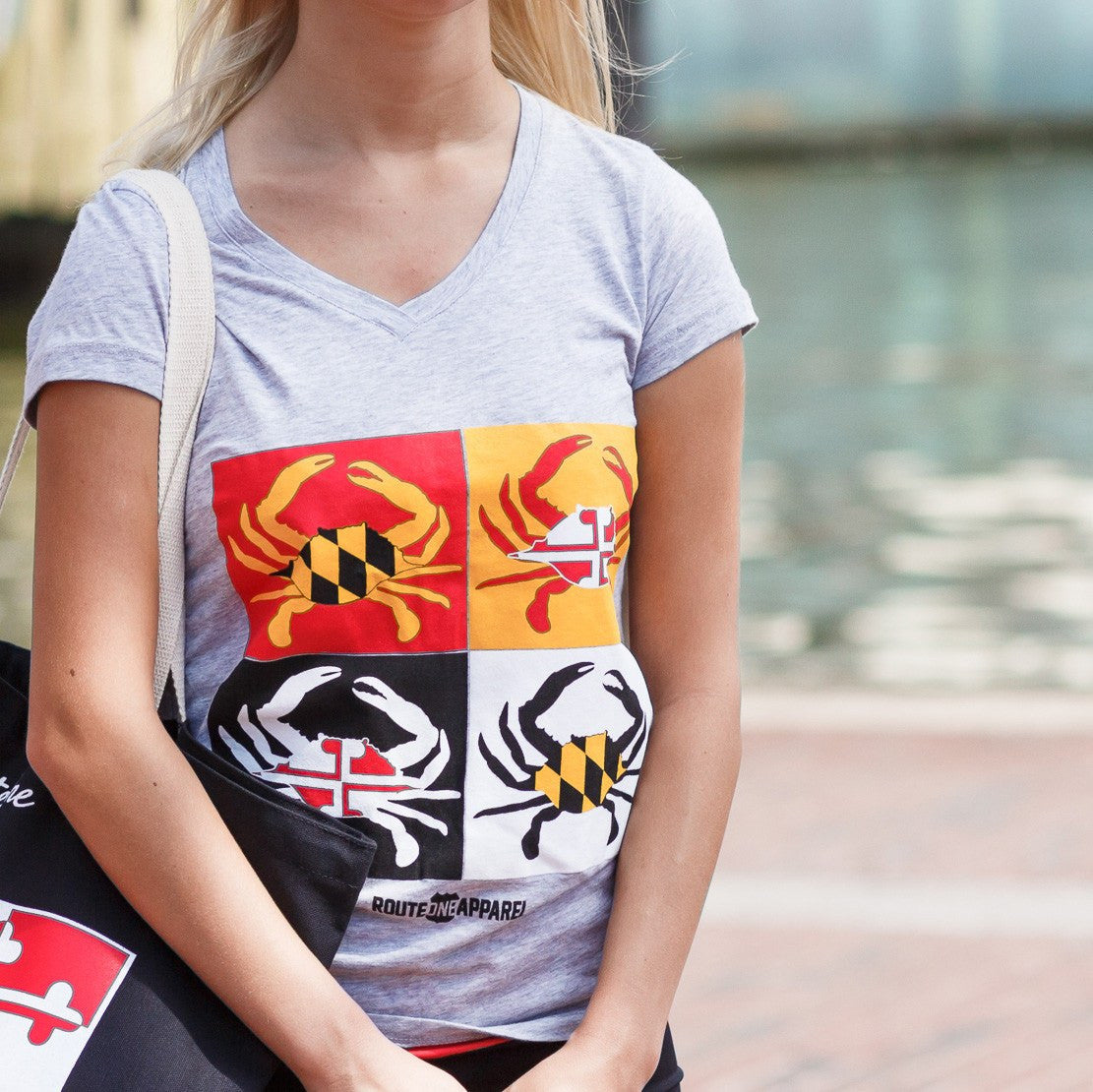 Warhol Crab / Sporty V-Neck Ladies Shirt - Route One Apparel