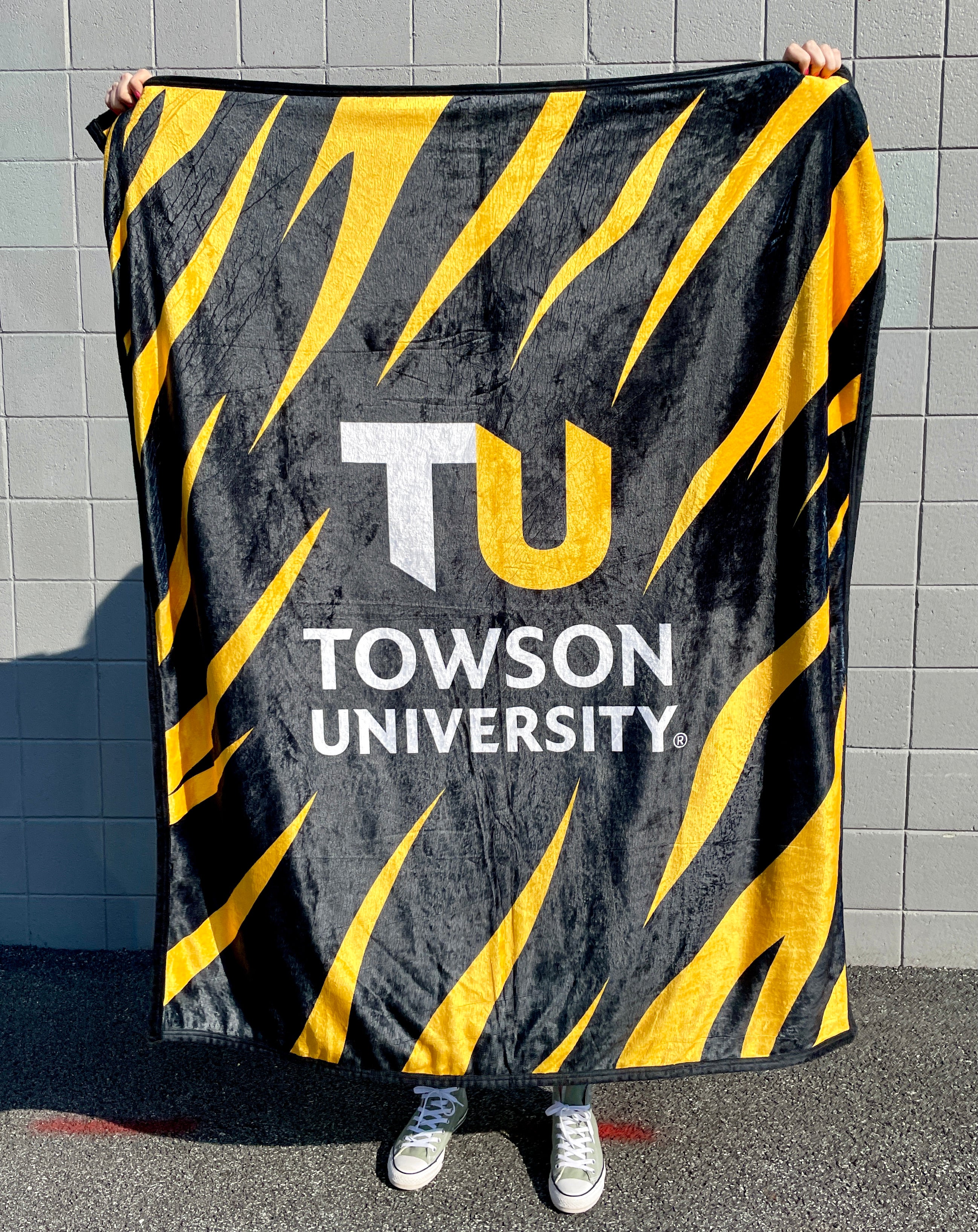 Towson University Fan Pattern / 59in x 50in Blanket - Route One Apparel