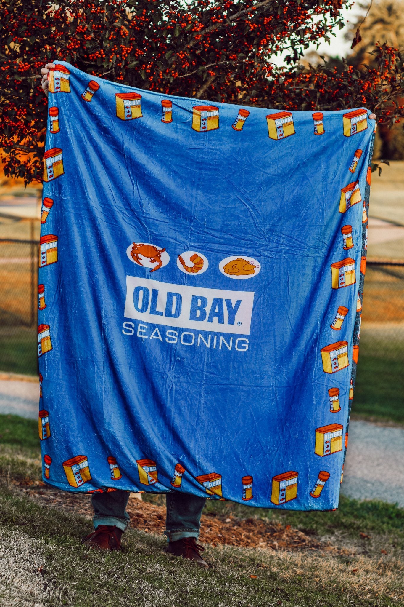 Old Bay Seasoning Plates, Seafood, and Mallet Pattern / 59in x 50in Blanket - Route One Apparel