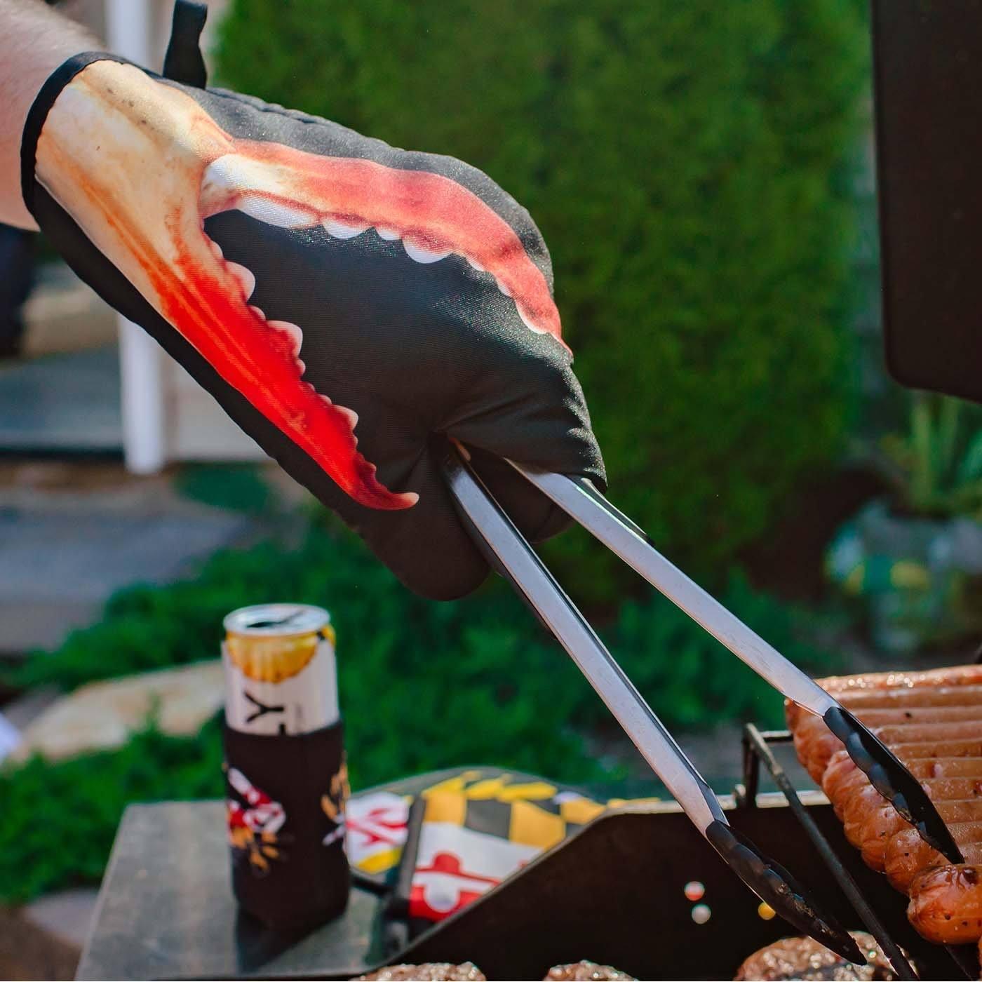 Crabby Claws / Oven Mitt - Route One Apparel