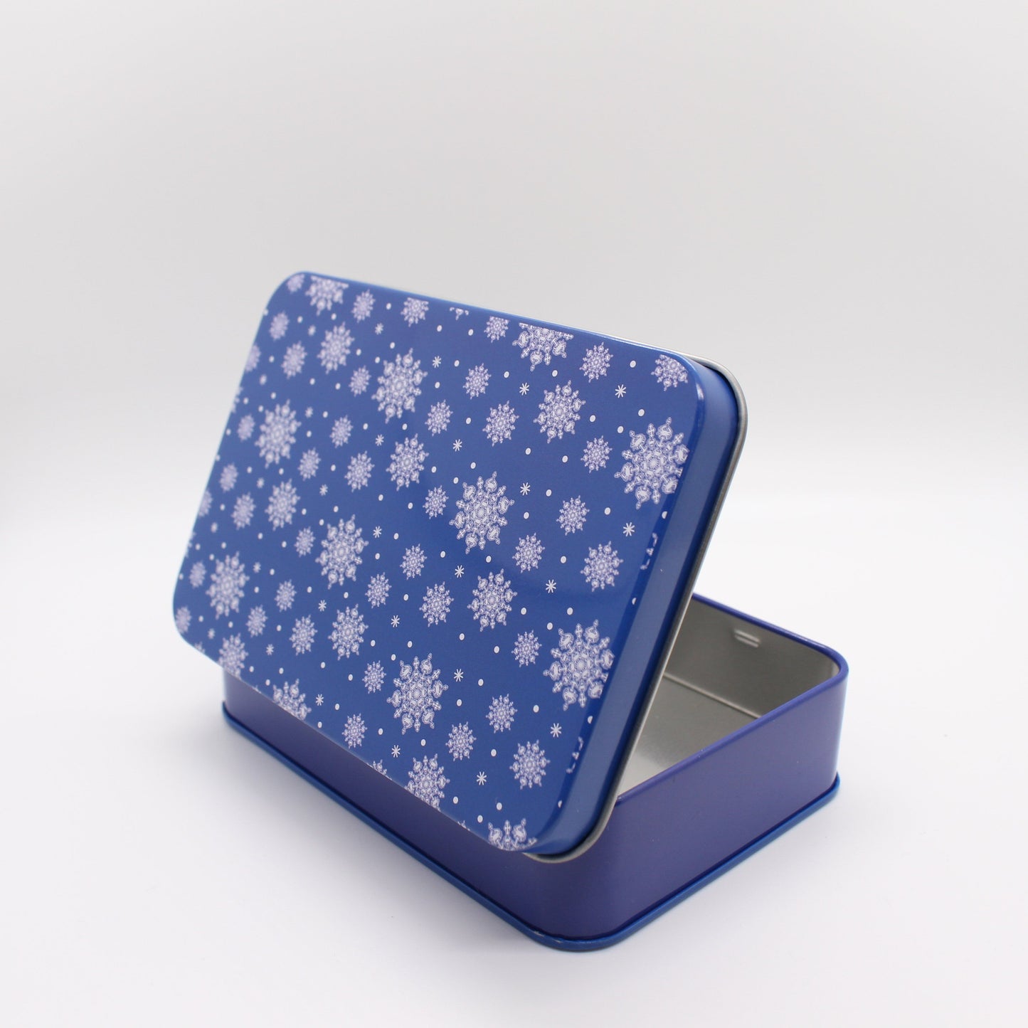 Crab Snowflake Pattern / Gift Card Tin - Route One Apparel