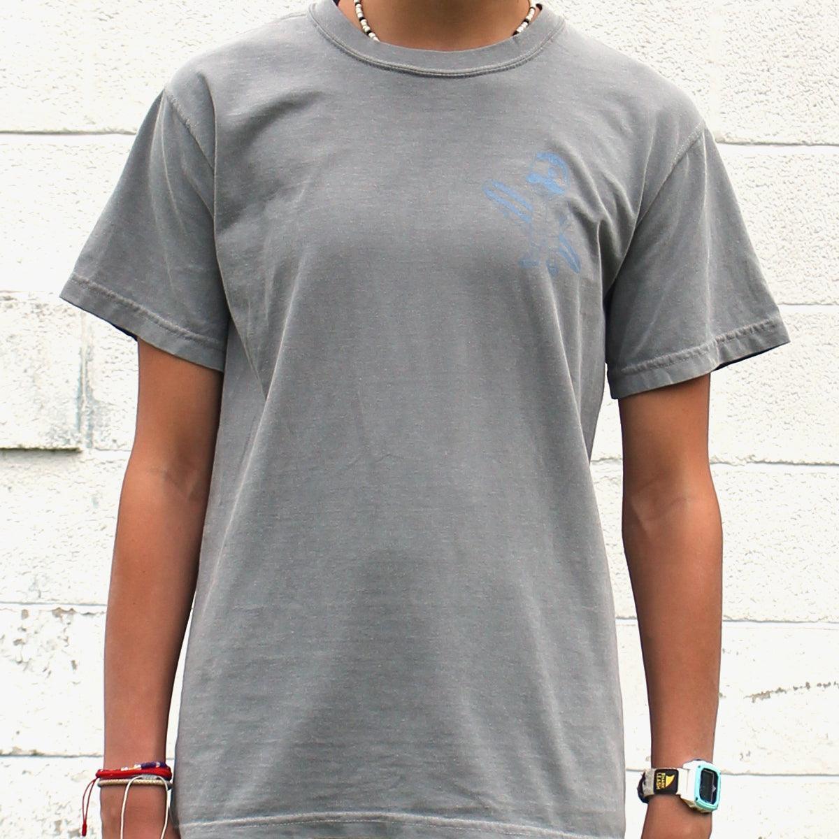 Retro Boh Wave Surfing (Grey) / Shirt - Route One Apparel